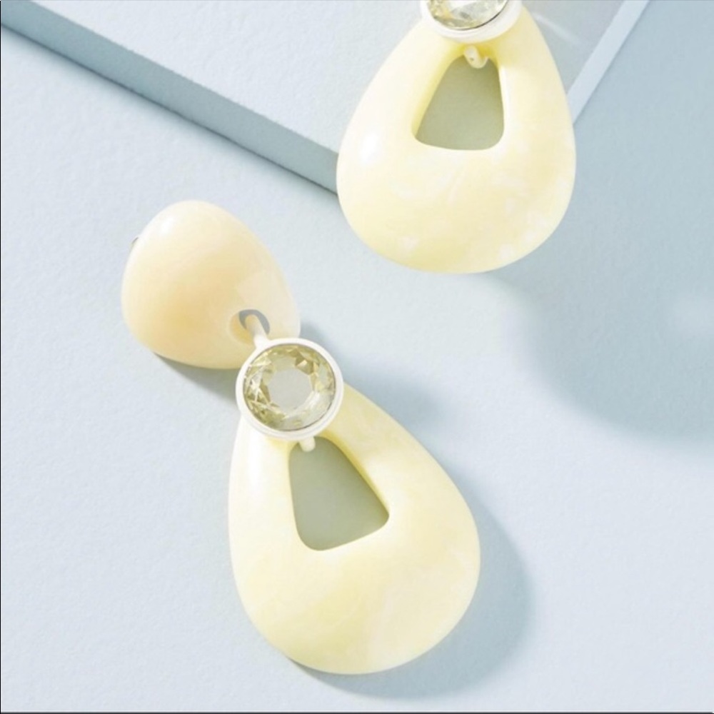 Anthropologie Dannijo Kiss Earrings. Light yellow